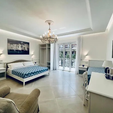 Palazzo Mauro Luxury 4* ソレント