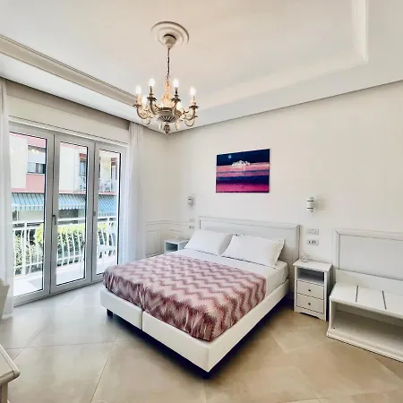 Palazzo Mauro Luxury ゲストハウス ソレント
