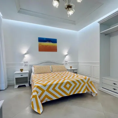 Palazzo Mauro Luxury Гостьовий будинок 4*