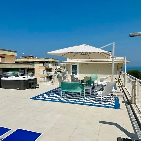 Гостьовий будинок Palazzo Mauro Luxury 4*