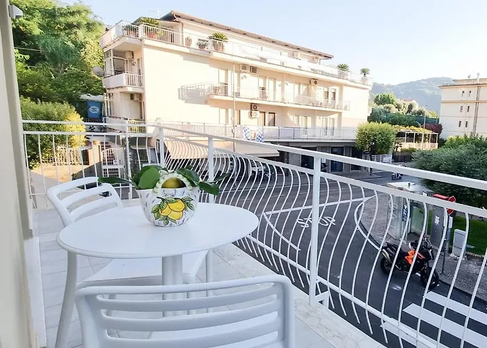 Palazzo Mauro Luxury Pensionat 4*