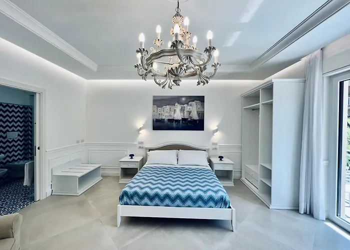 بيت ضيافة Palazzo Mauro Luxury 4*